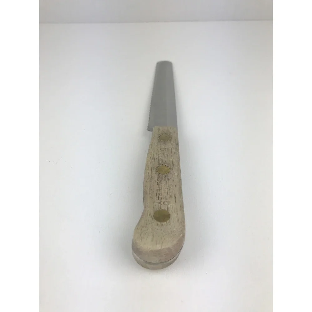 Chicago Cutlery BT7 Serrated Bread Knife Walnut Wood Handle Kitchen Utensil‎ 7